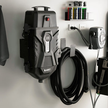 K21 Wall-Mounted Vacuum